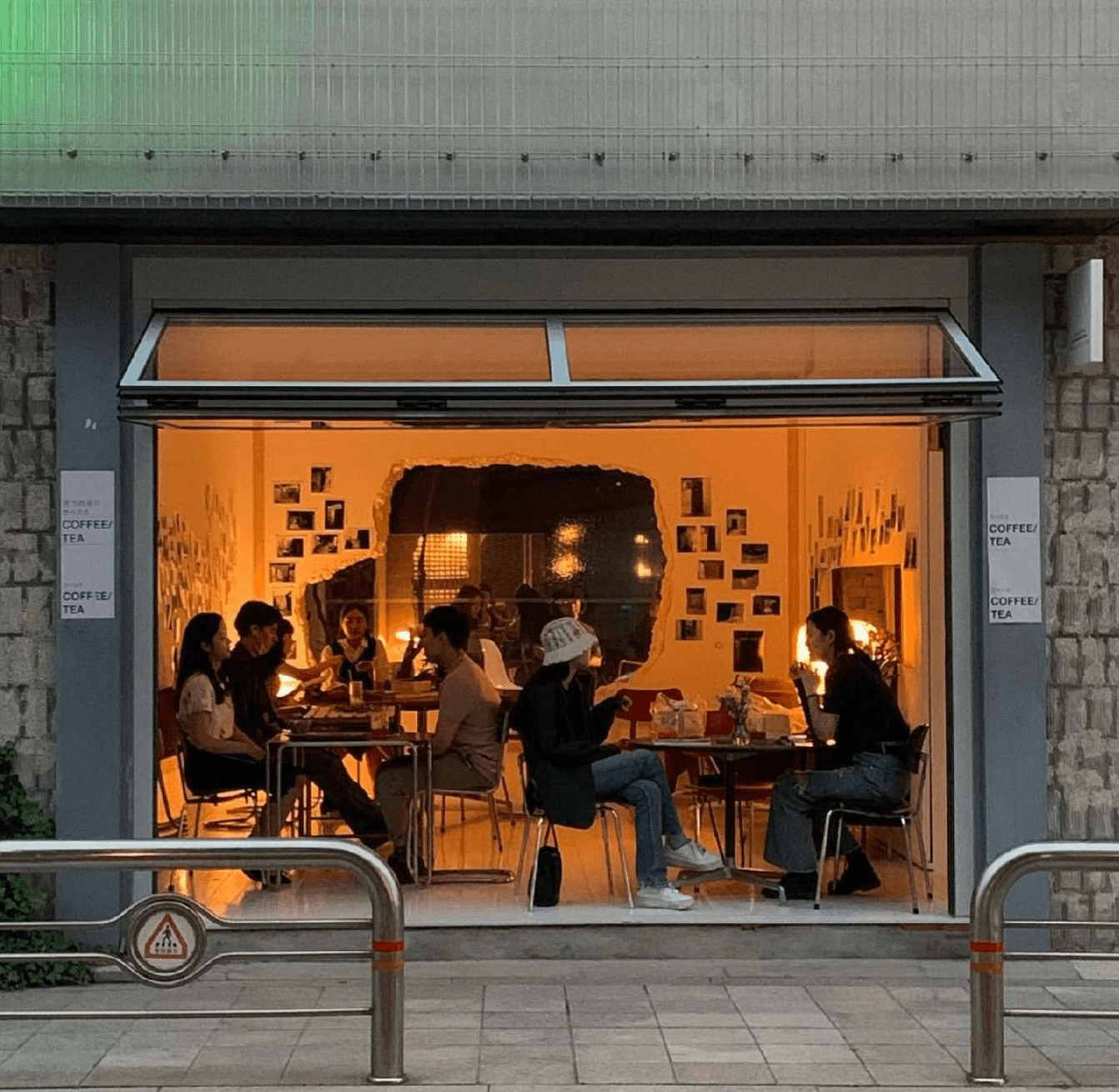 Toronto Cafe Roulette — project by Koshin